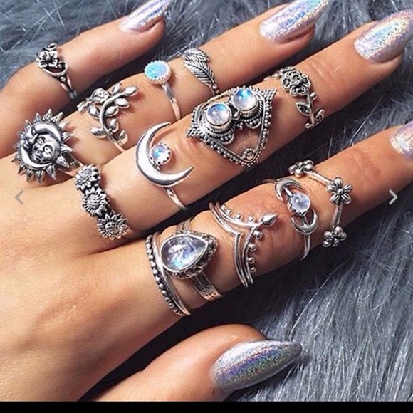 Jewelry - 14 PCs hand ring
